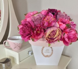 Wholesale Flower Bag Box with Handle for Arrangement Decoration Cardboard Flower Purse Boxes for Bouquets Standing Flower Box